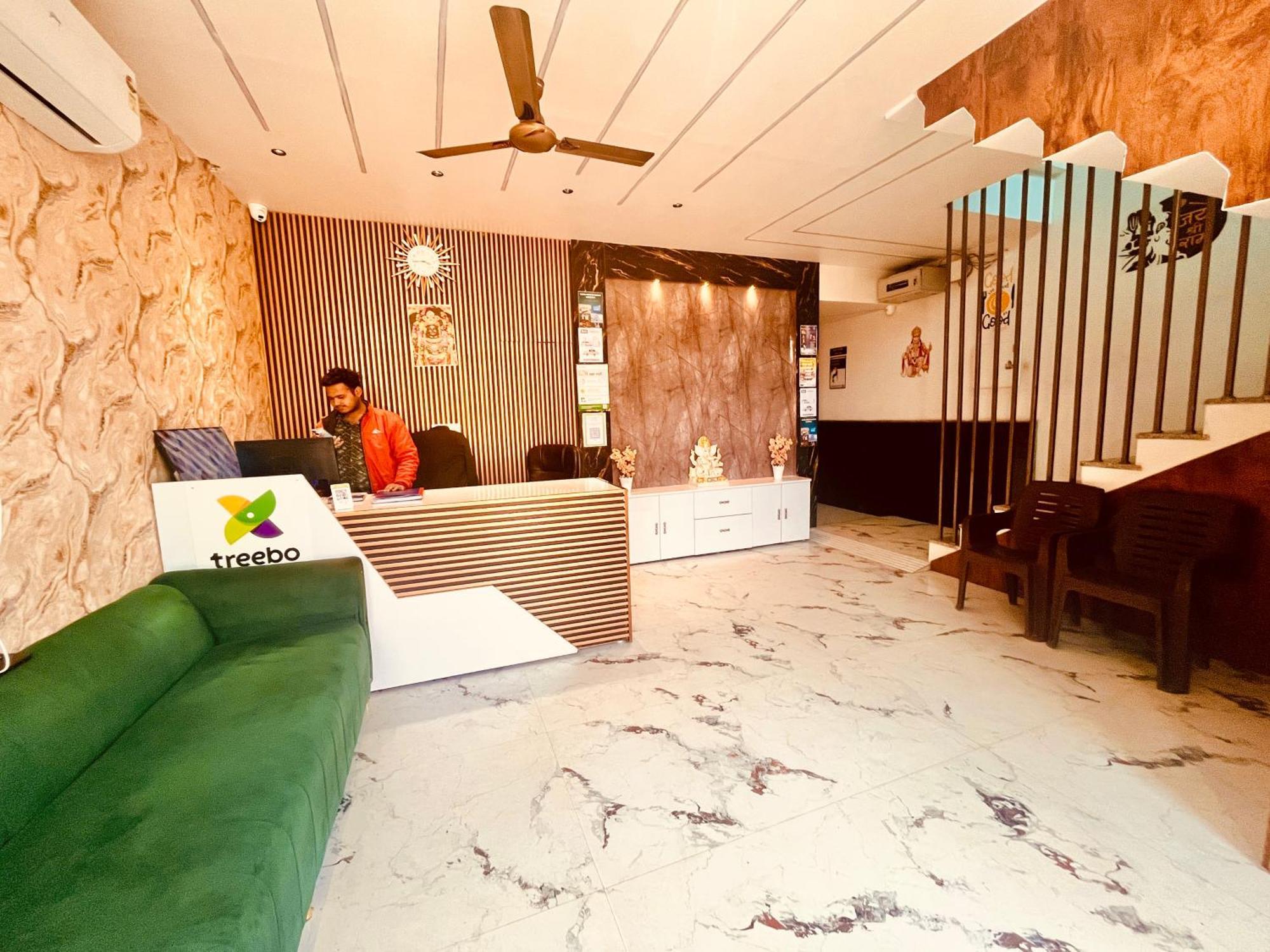 Heaven Resort Ayodhya Exterior photo
